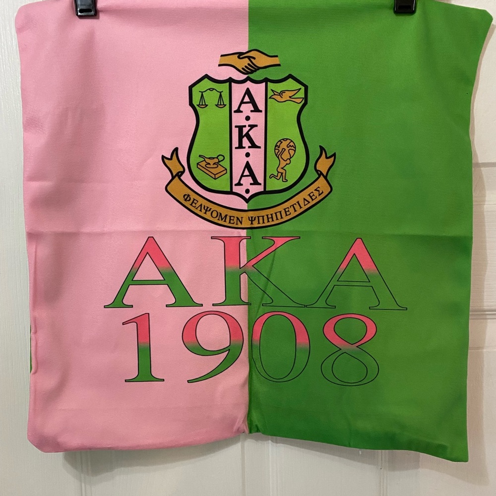 🗣🗣🗣SKEE WEE‼️‼️‼️ AKA 💚💕 PILLOW COVERS (NEW)